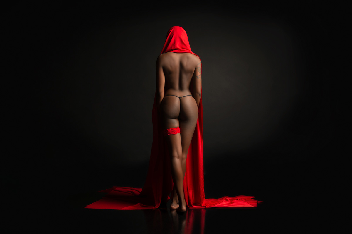 https://bfphoto.co.za/wp-content/uploads/boudoir-concepts_sensual-photos_0624_conceptual-photo-ideas.jpg